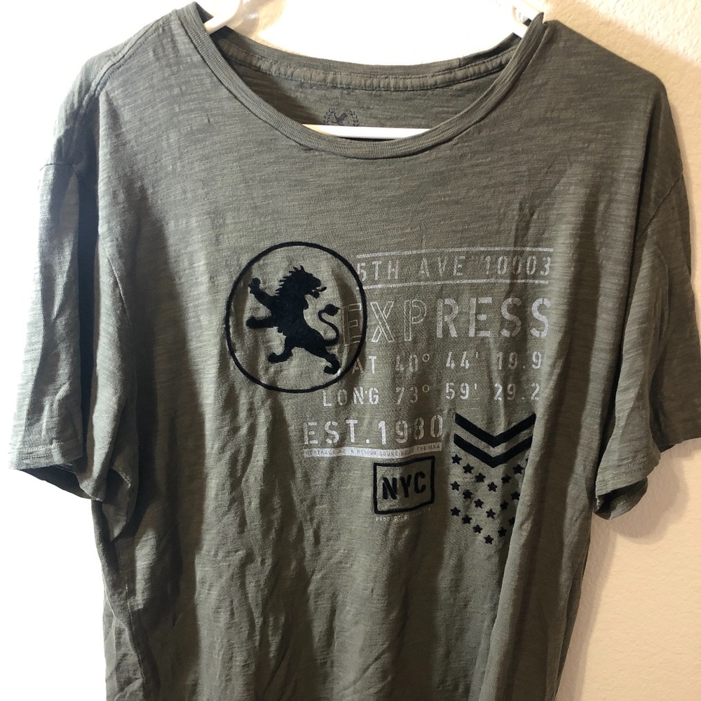 EXPRESS MEN'S XL GRAPHIC LION OLIVE GREEN T-SHIRT!